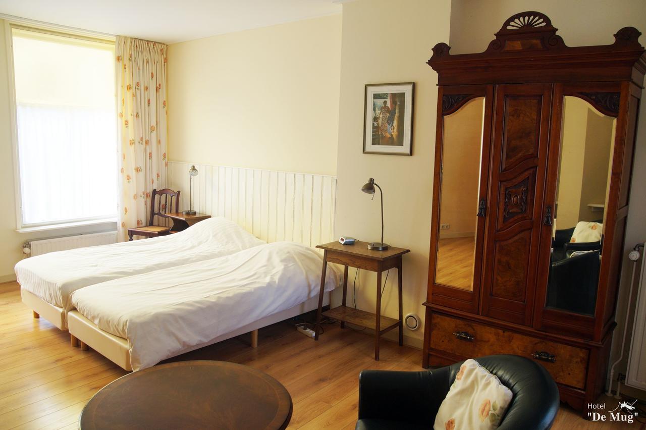 Cafe Restaurant Hotel De Mug Middelburg Bilik gambar