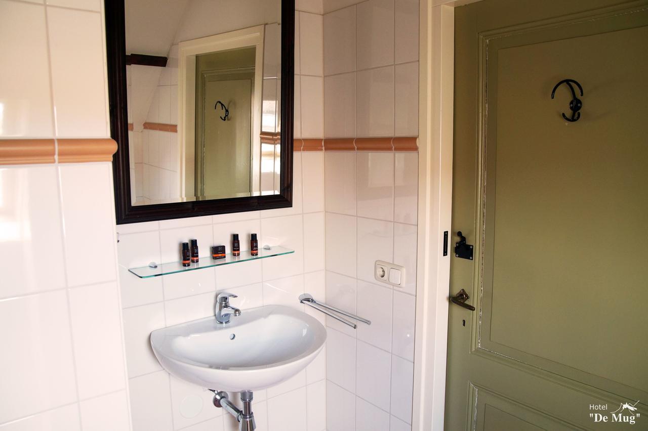 Cafe Restaurant Hotel De Mug Middelburg Bilik gambar