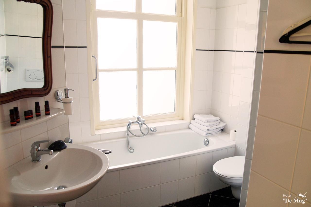 Cafe Restaurant Hotel De Mug Middelburg Bilik gambar