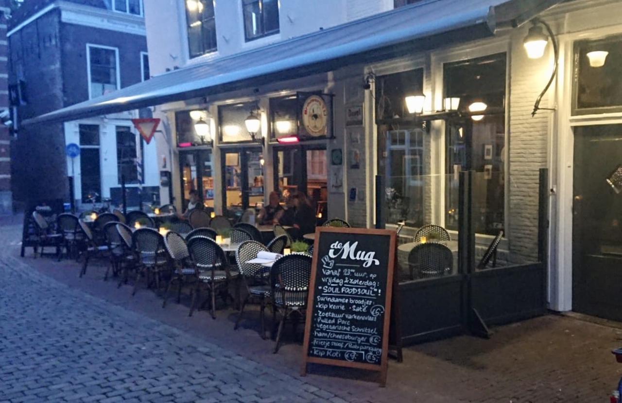 Cafe Restaurant Hotel De Mug Middelburg Luaran gambar