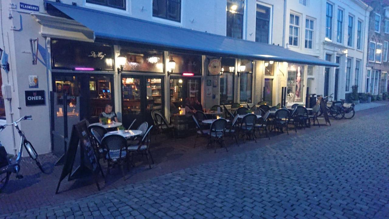 Cafe Restaurant Hotel De Mug Middelburg Luaran gambar